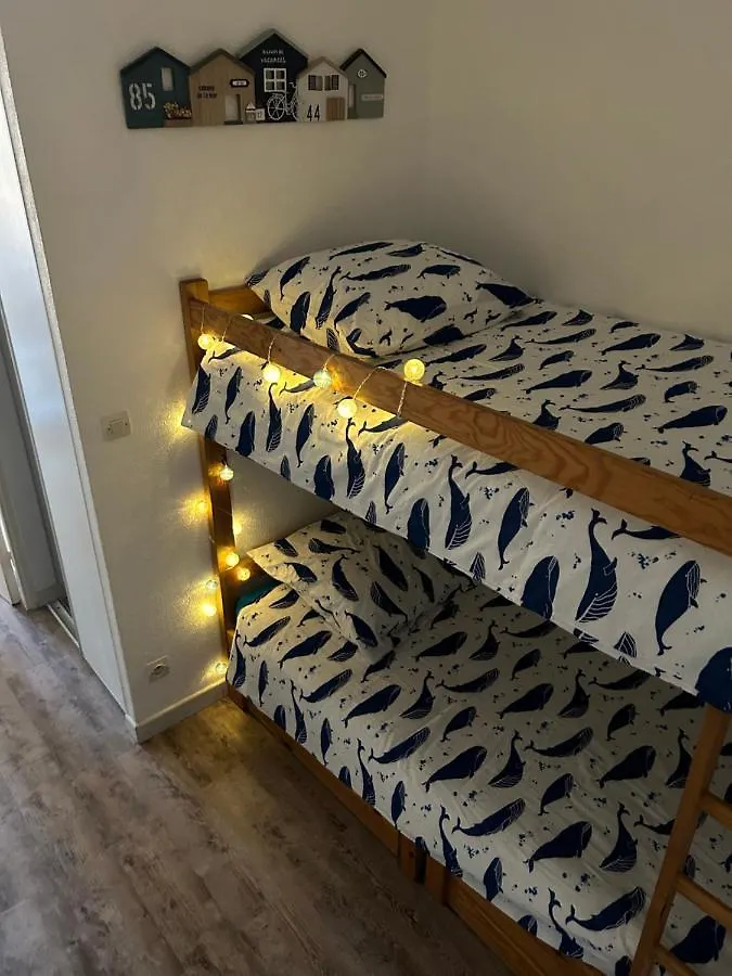 Joli Studio Les Pieds Dans L'Eau Apartment Frejus 0*,  France